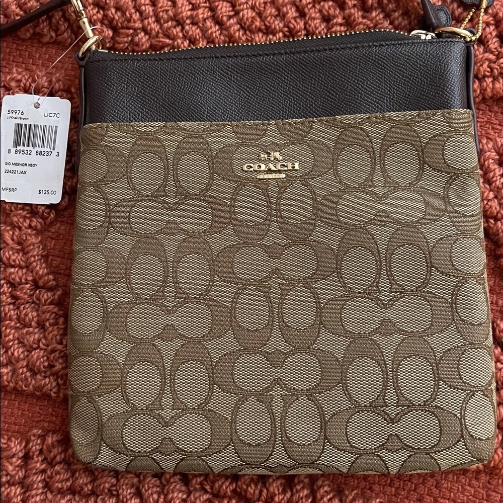 NEW!! Coach Messenger Bag!!